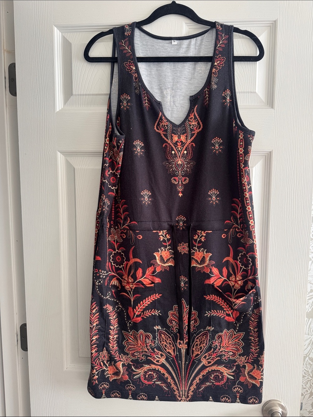 Boho Floral Sleeveless Shift Dress – Black & Rust Print Women’s Large